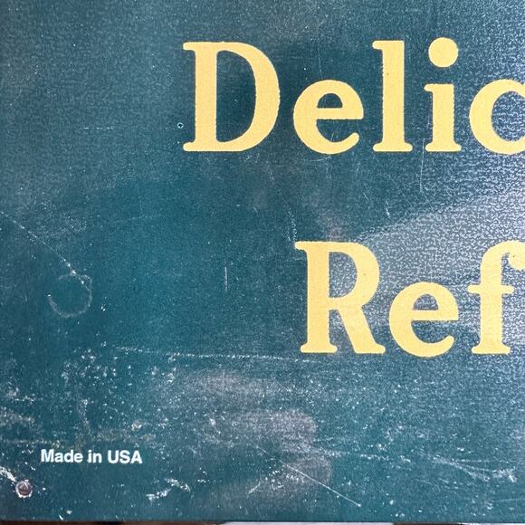 The Coca Cola Co. Coke Metal Sign Delicious And Refreshing 16" x 11"  1990 USA - Picture 5 of 5